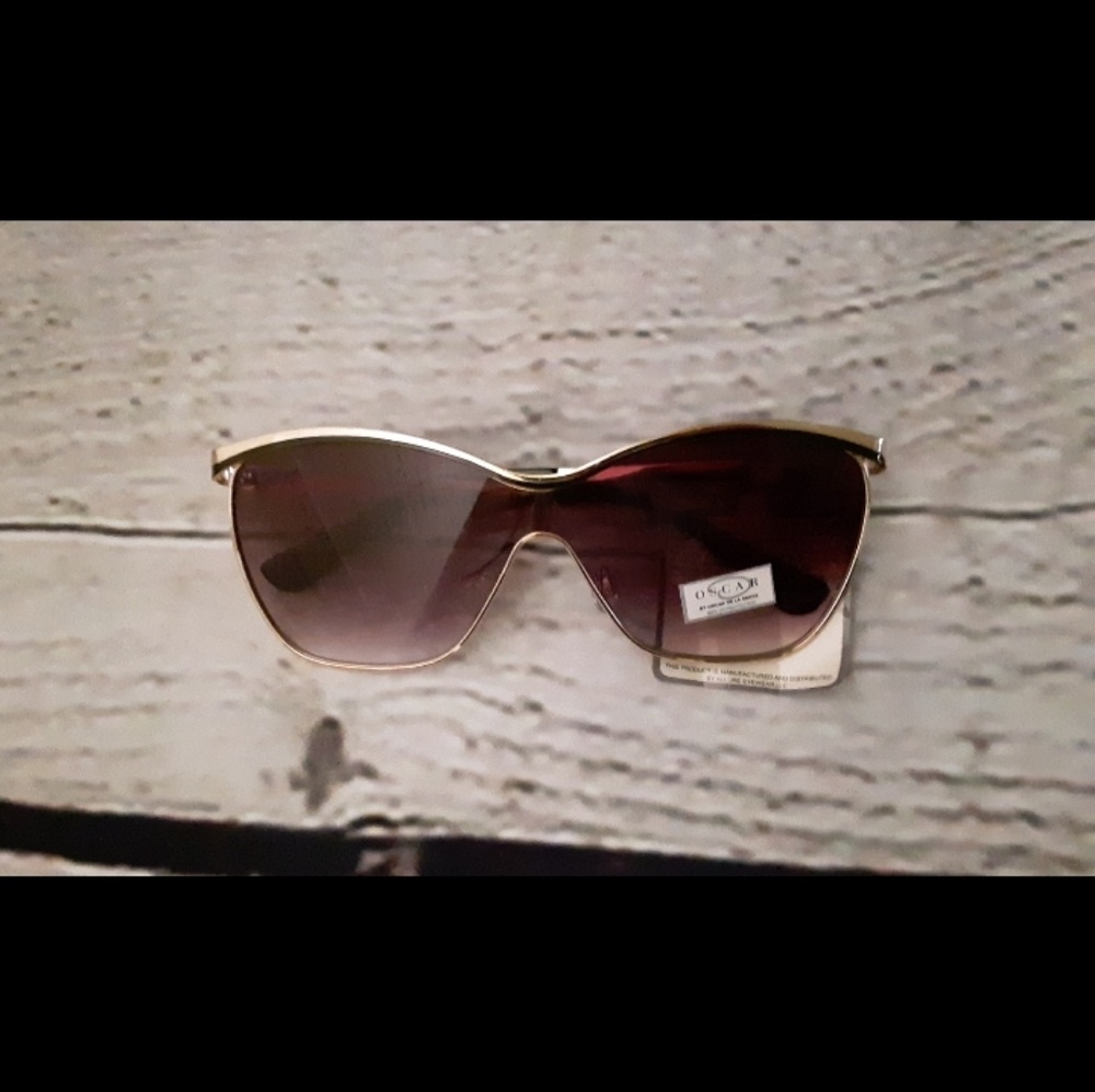 Oscar De La Renta Sunglasses